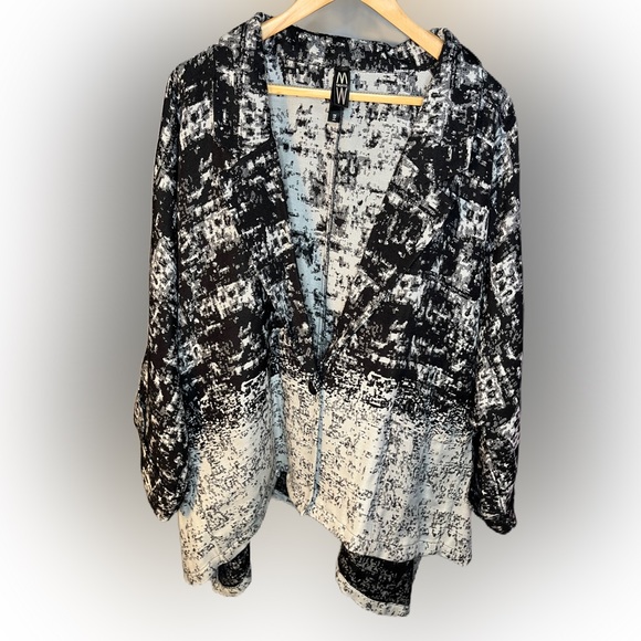 MARLAWYNNE WOMEN'S PLUS SIZE STIPPLE JACQUARD JACKET 1X - Picture 3 of 10